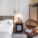 Naomi 3* Nizza