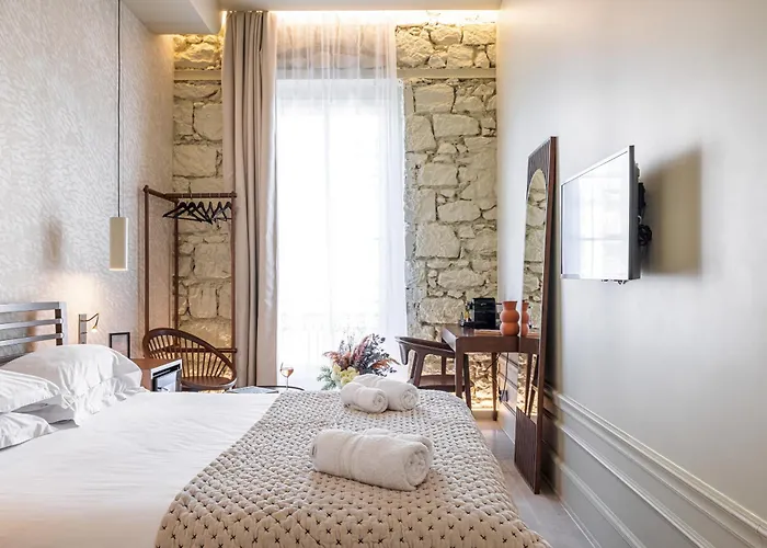 Naomi 3* Nizza